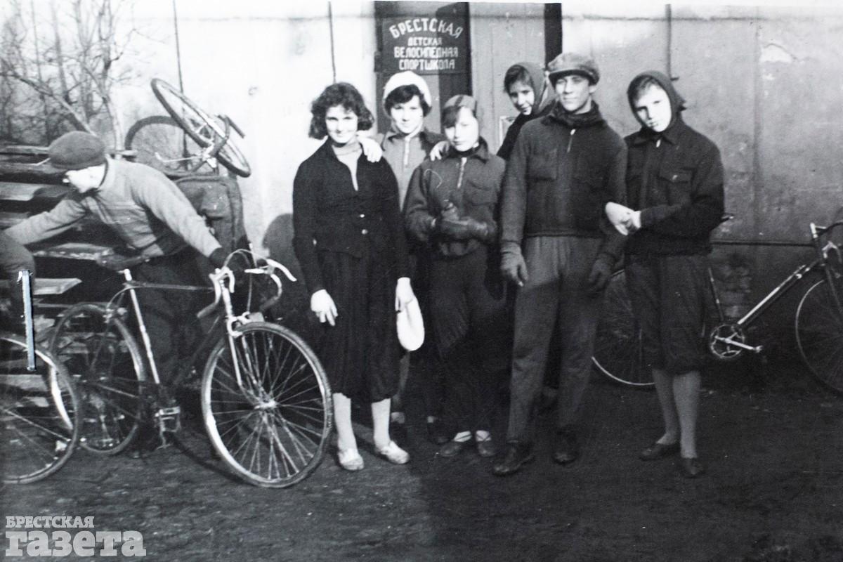 Брестская детская велосипедная спортивная школа на улице Советской, 49.