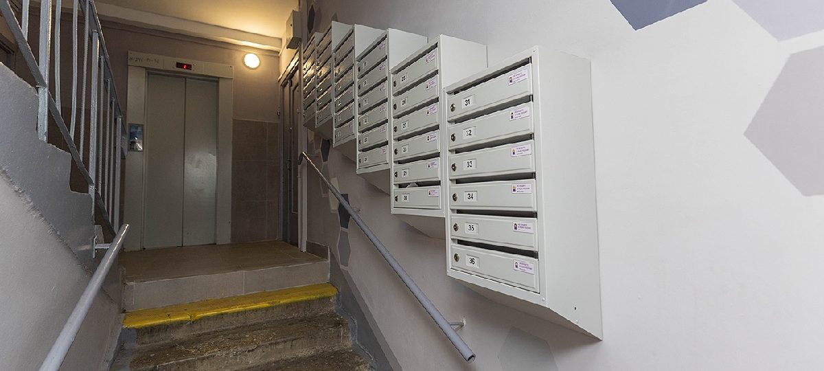 лестница в подъездзе