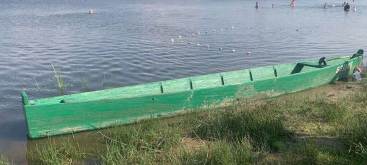 лодка, зеленая лодка