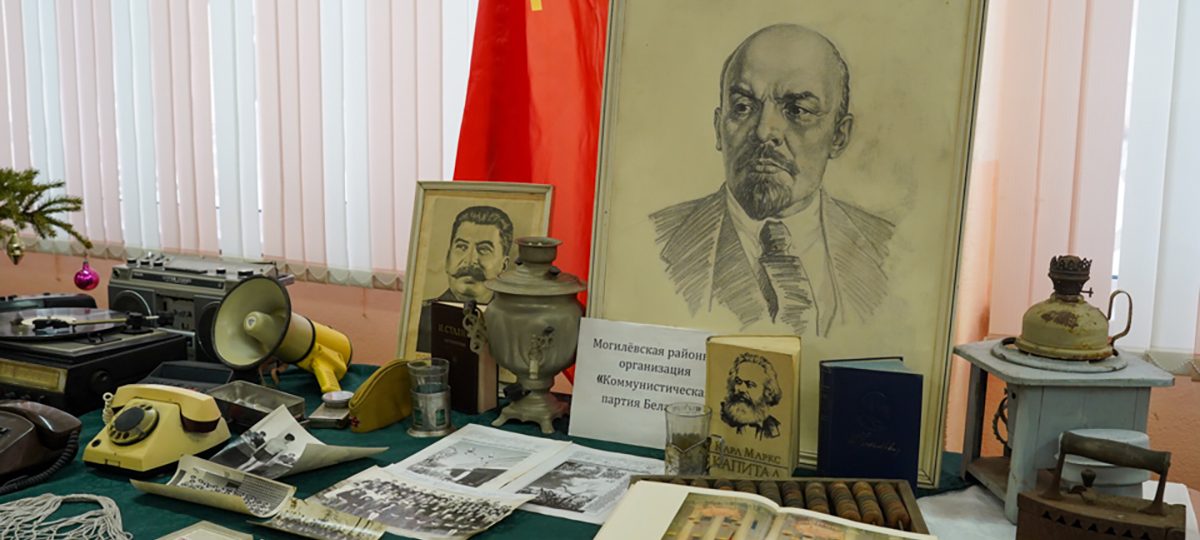 ленін і сталін у сценах школы