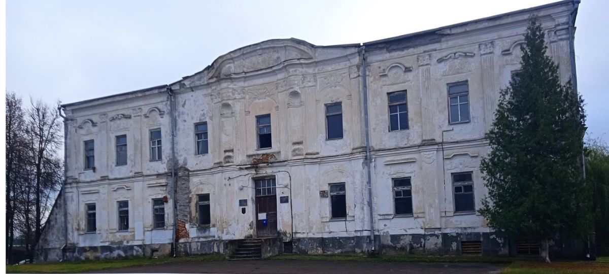 Дворец Радзивиллов в Дятлово в Гродненской области.