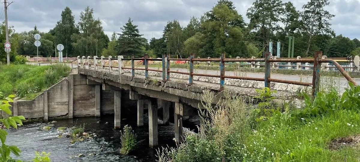 Как выглядит мост, который ремонтируют в Слониме